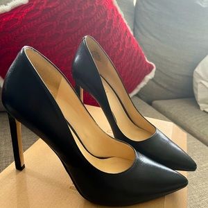 Women shoes Nine west size 7 black leather